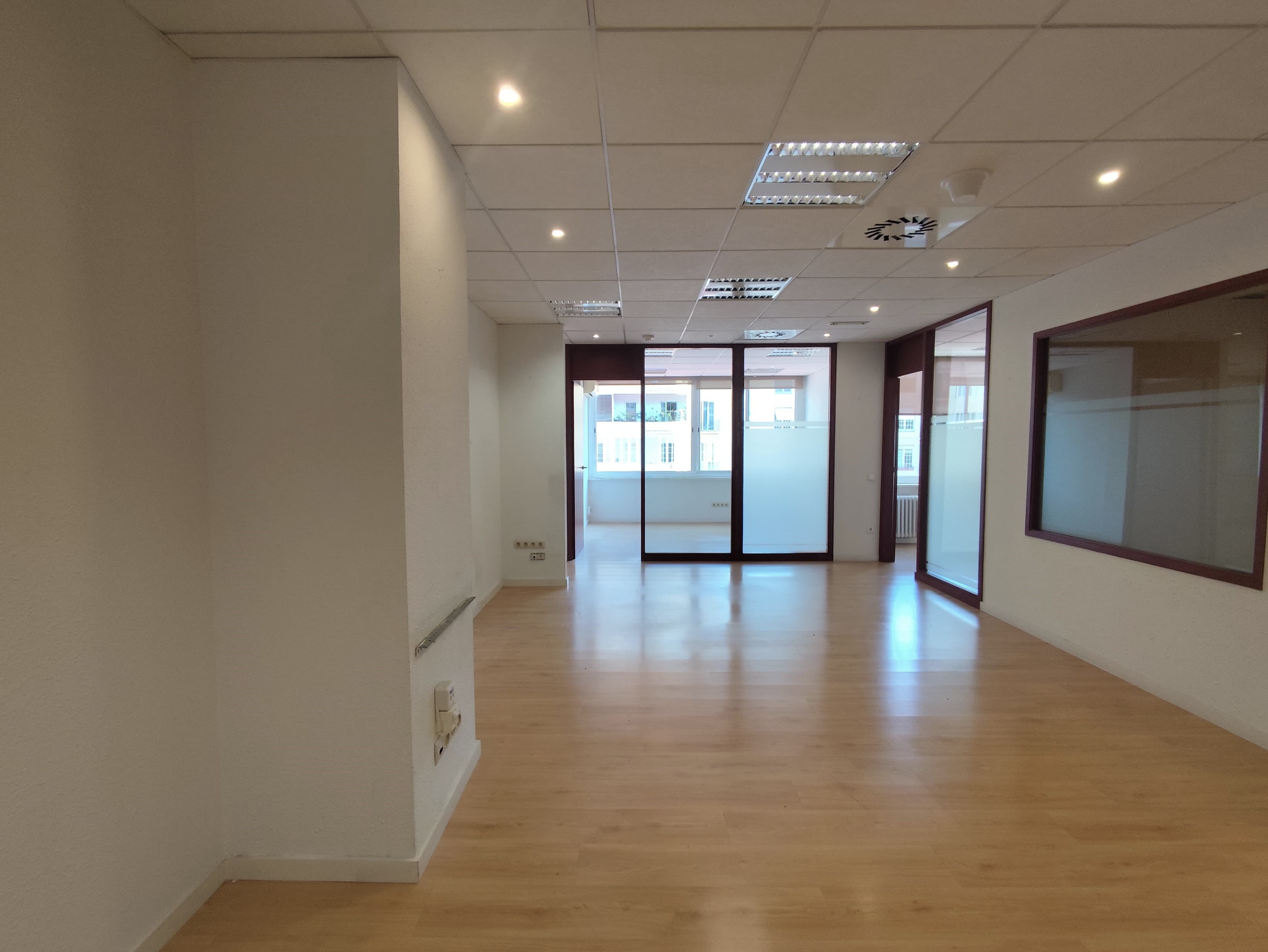 Edificio u oficina 8